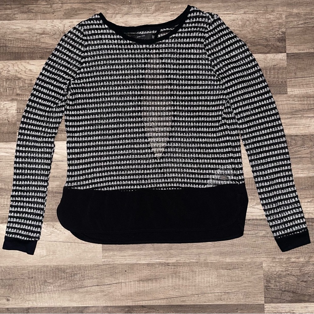 ‼️3 for $20‼️Only Your Wardrobe‼️Black & White Sweater With Sequin⭐️Size Small⭐️